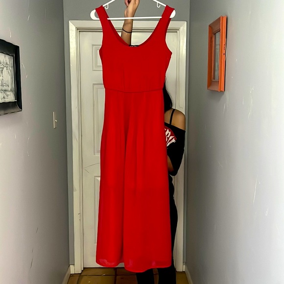 Red summer flow dress - Picture 1 of 2